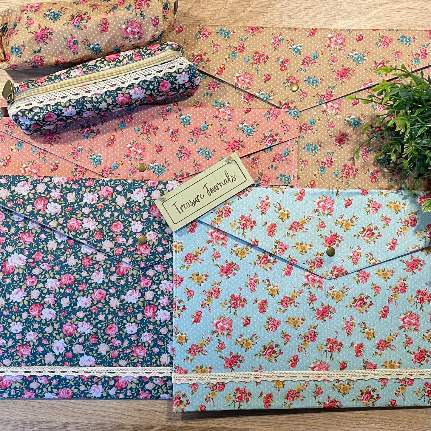 A4 Ephemera & Paper Organisers and Pencil Cases for Storage